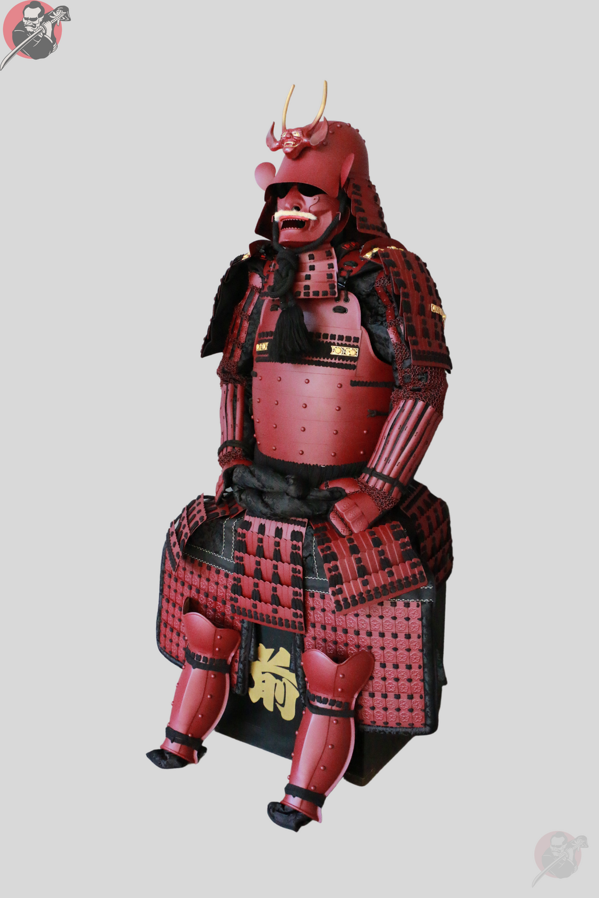 Akai-Oni-Samurai-Armor-Katana-