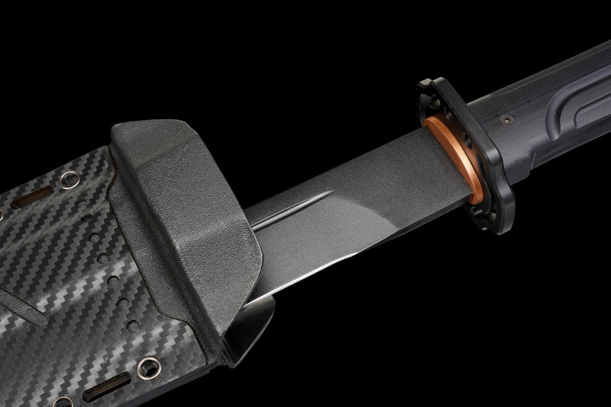 【マイケル】チョッパー　champion Champion Chopper Tactical Sword — Ceramic Edition